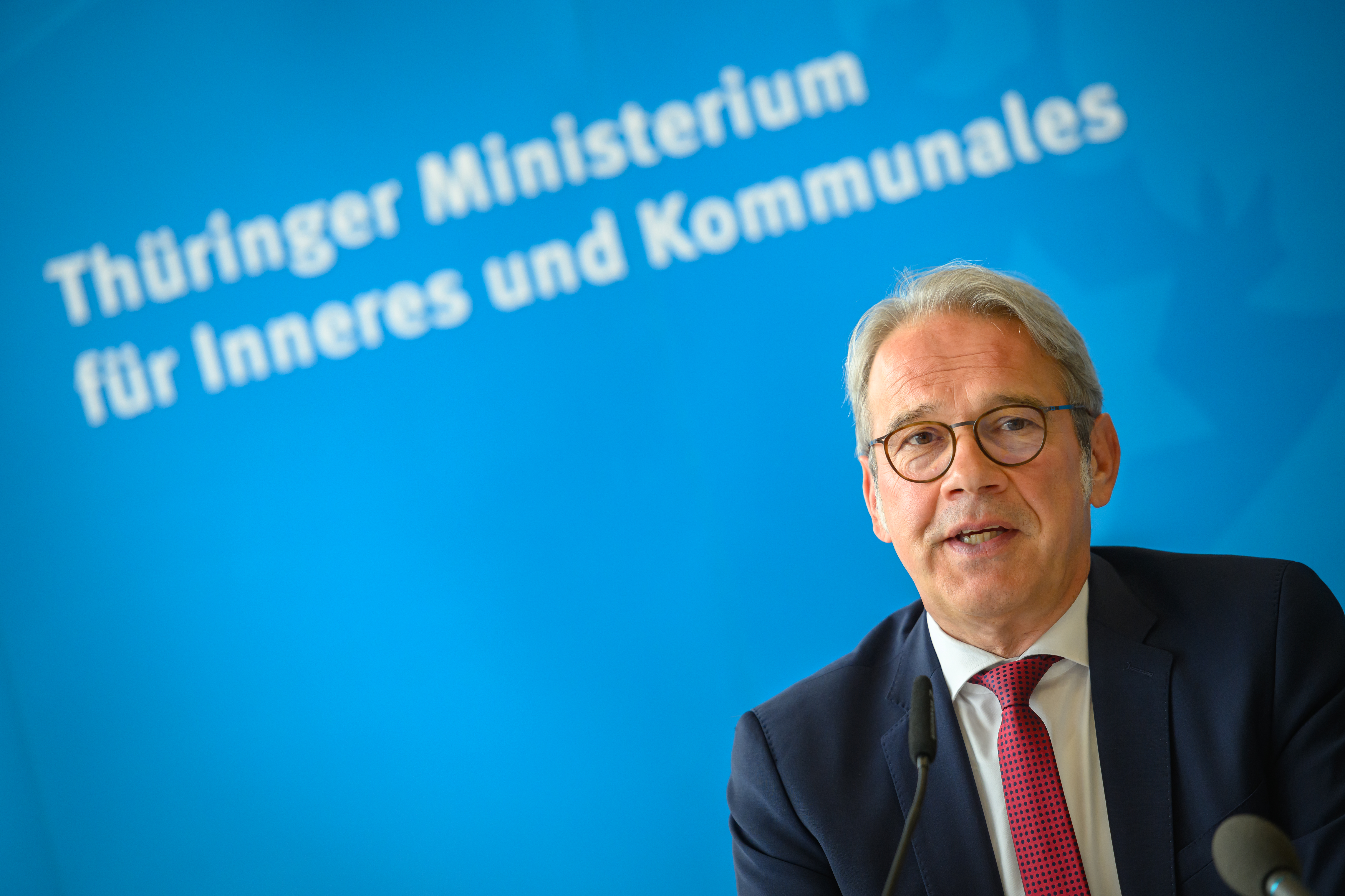 Thüringer Innenminister Georg Maier: Es geht jetzt darum, Betroffene von Angriffen so gut es geht zu schützen.
