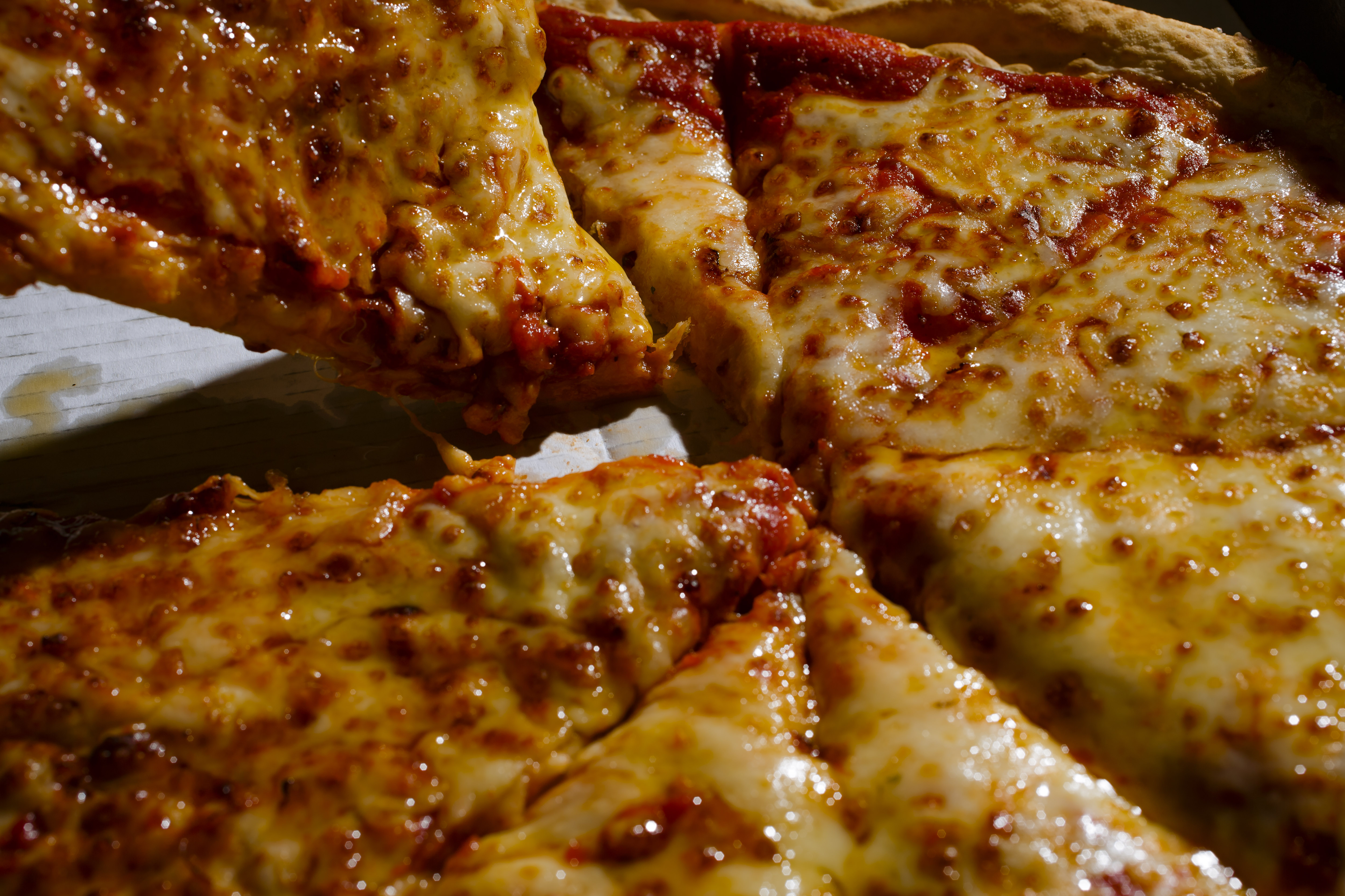 Wer kann zu einer Pizza mit viel Käse schon Nein sagen?