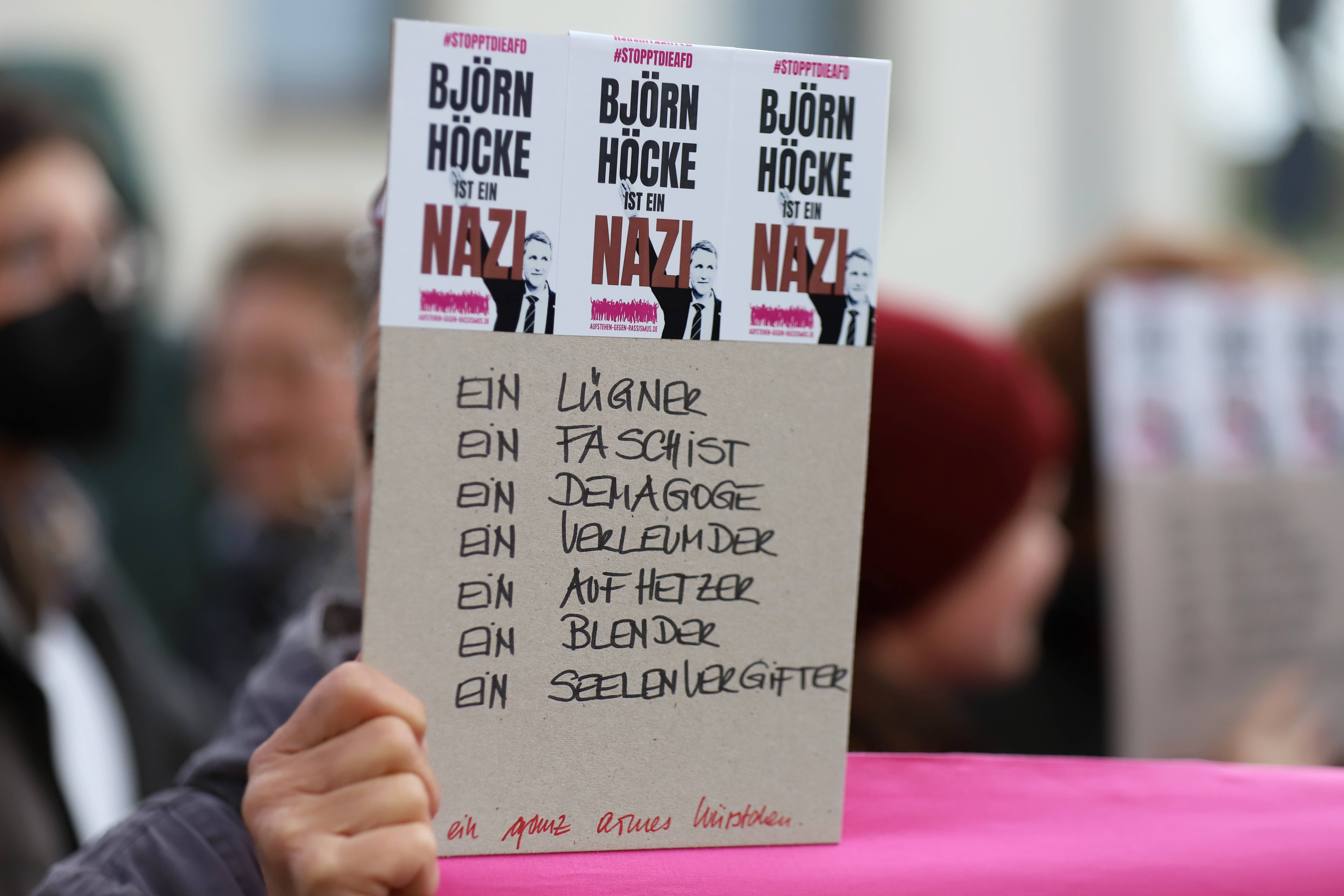 Protest gegen Björn Höcke in Halle