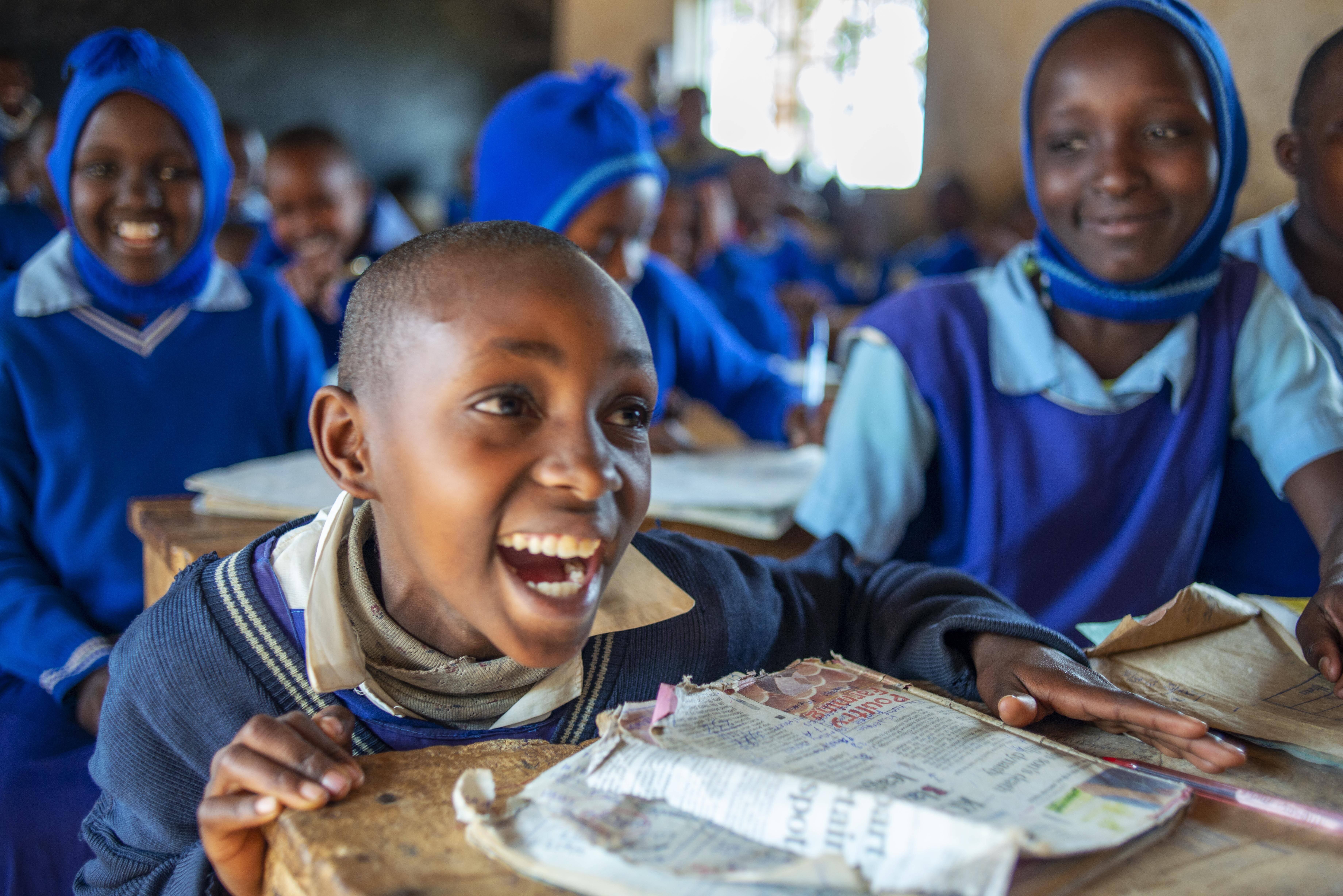 Schule in Kenia: Afrikas Bevölkerung ist unglaublich jung. Ein Potenzial, das Deutschland fördern sollte.