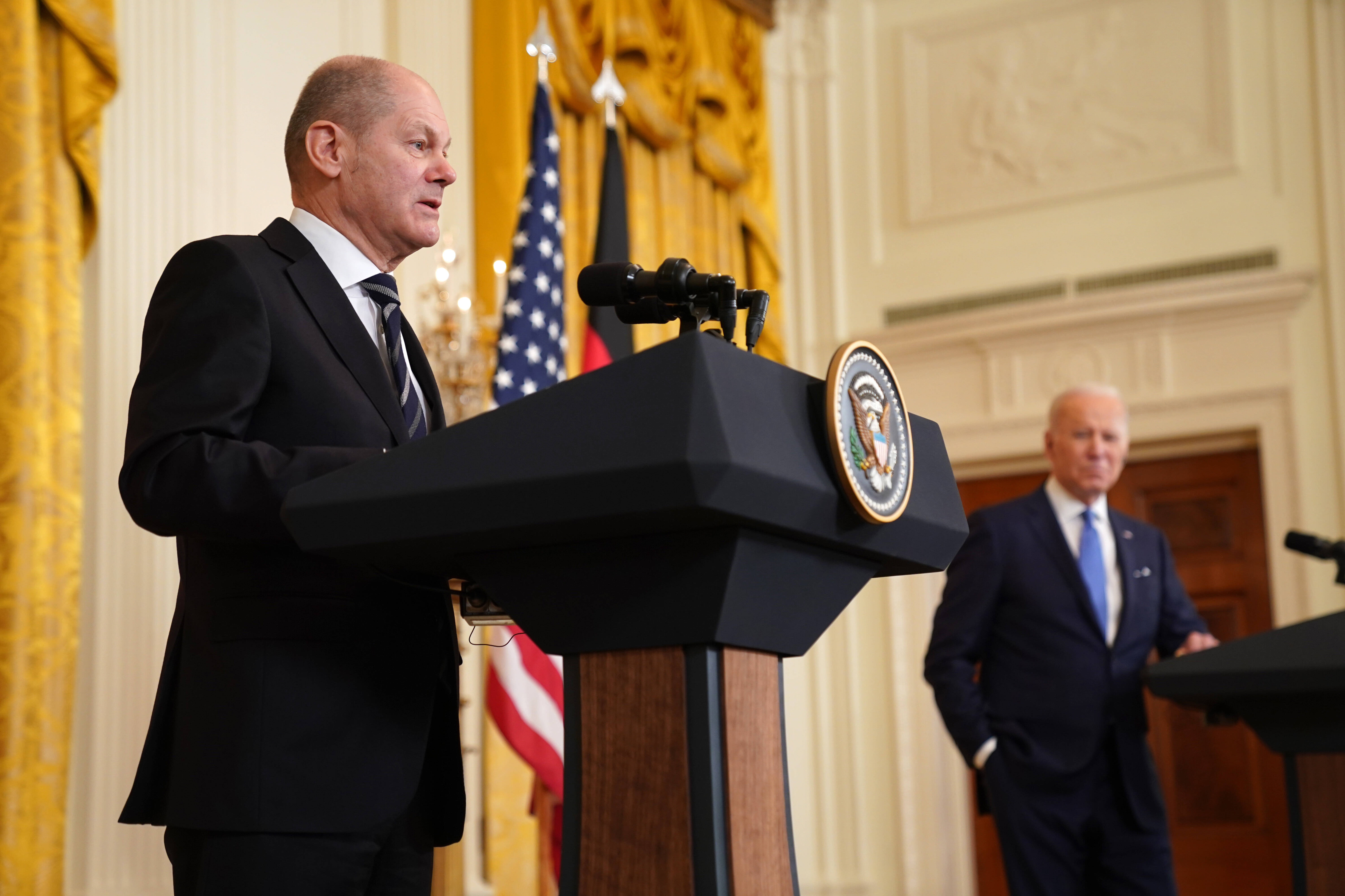 Enge und vertrauensvolle Zusammenarbeit: Bundeskanzler Olaf Scholz am 7. Februar 2022 bei US-Präsident Joe Biden im Weißen Haus.
